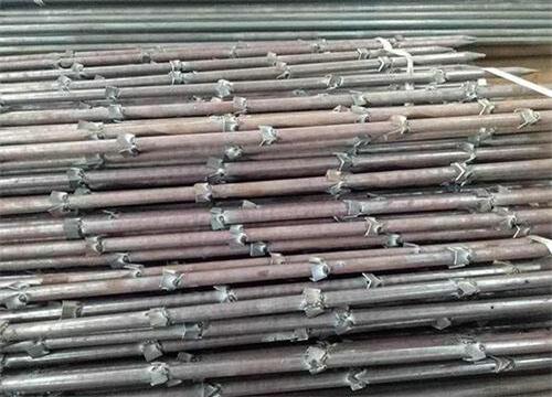 鹤山隧道钢花管